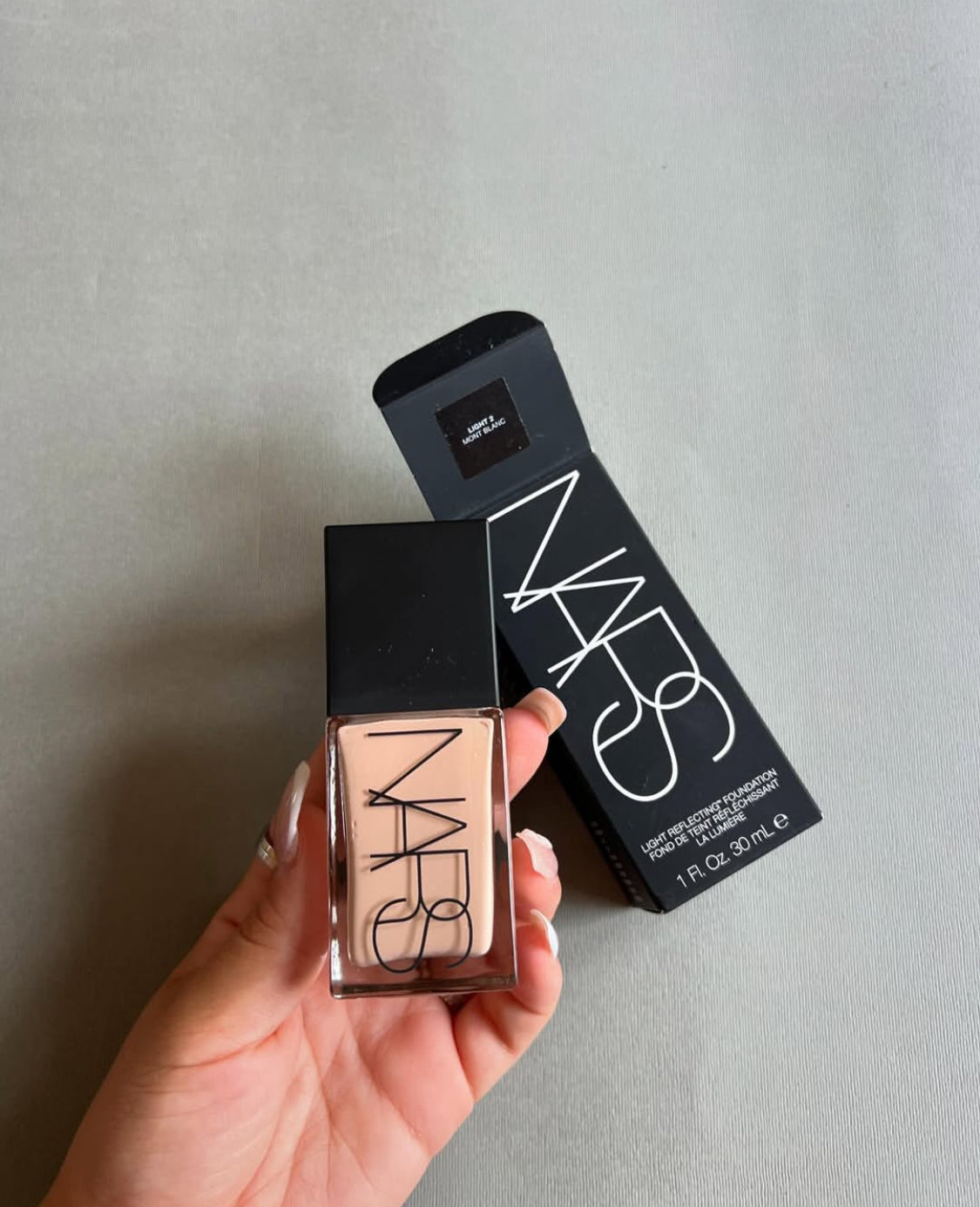NARS Light Reflecting Foundation