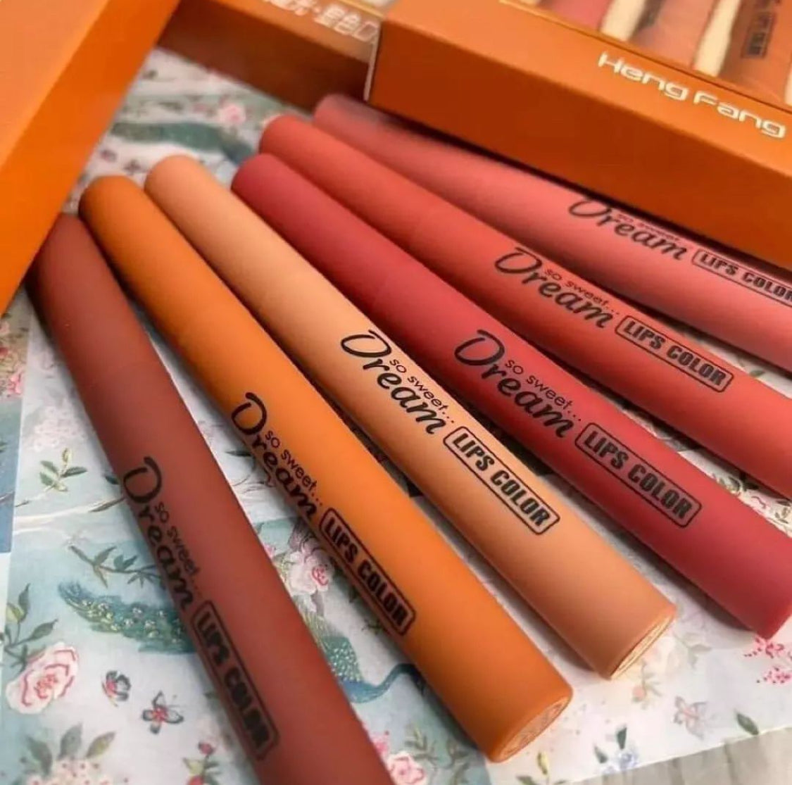 Henfang Dream matte Lipsticks pack of 6 colors