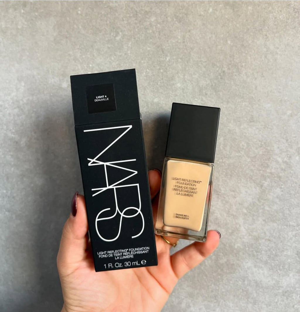 NARS Light Reflecting Foundation
