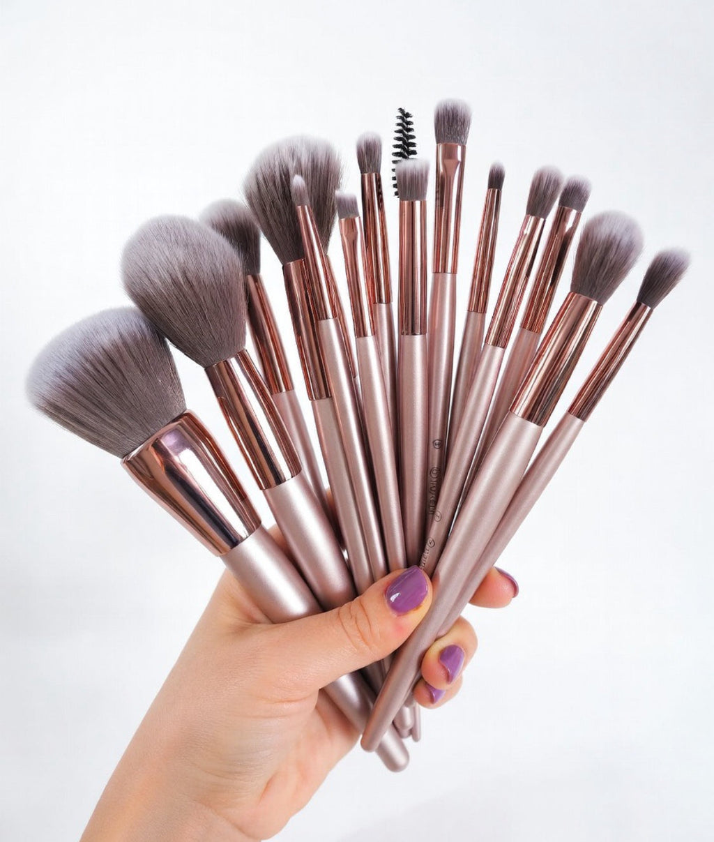 Bh cosmetic lavish elegance 15 piece brush set
