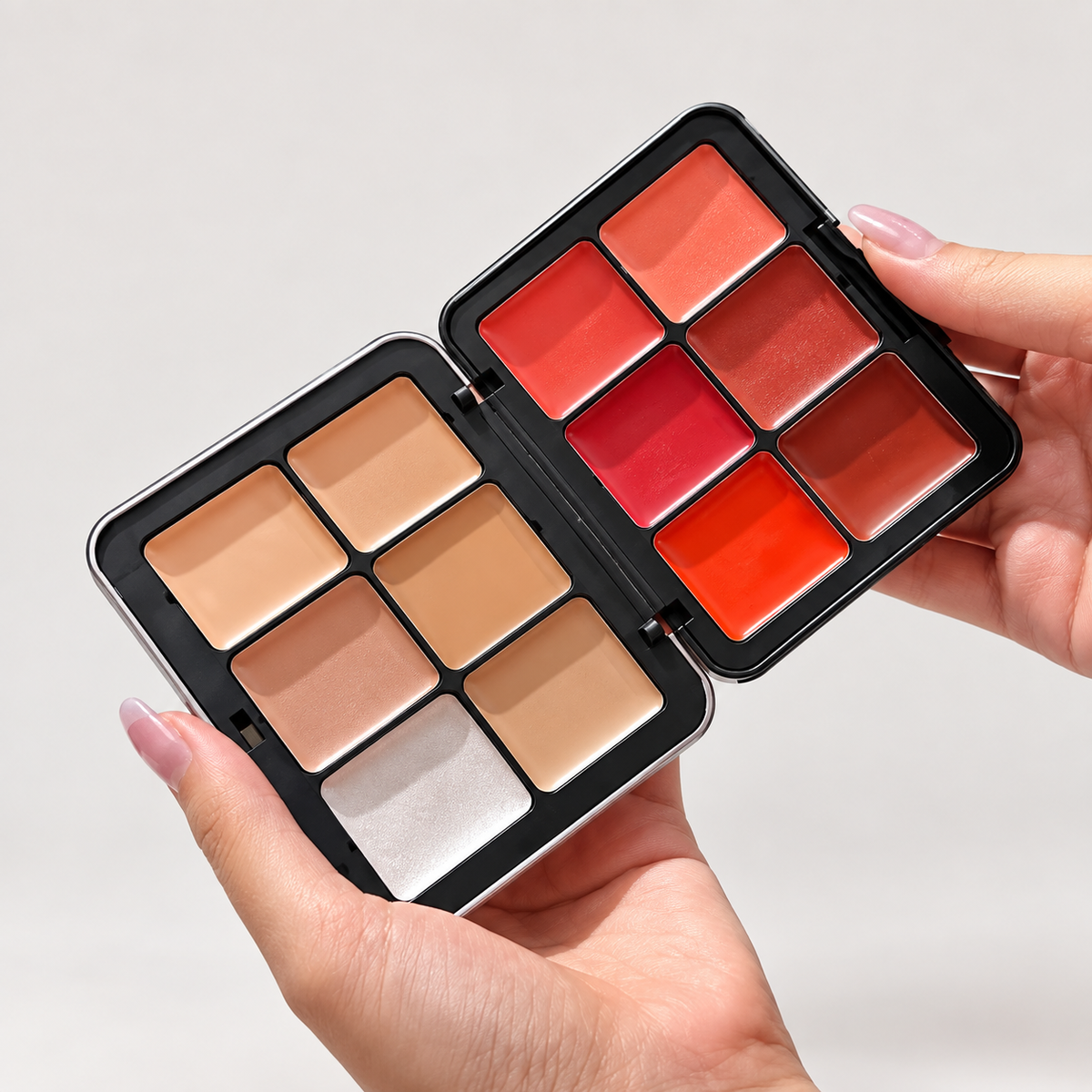 Carla secret 4 in 1 concealer contour , blusher & lipstick pallete limited edition